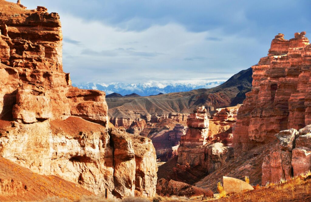 Legal, tax and strategic advisory in Astana Charyn Canyon